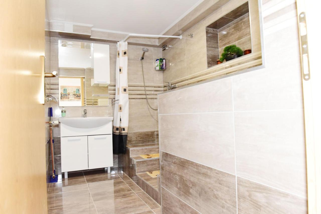 יוסיפדול Apartman Bingo מראה חיצוני תמונה