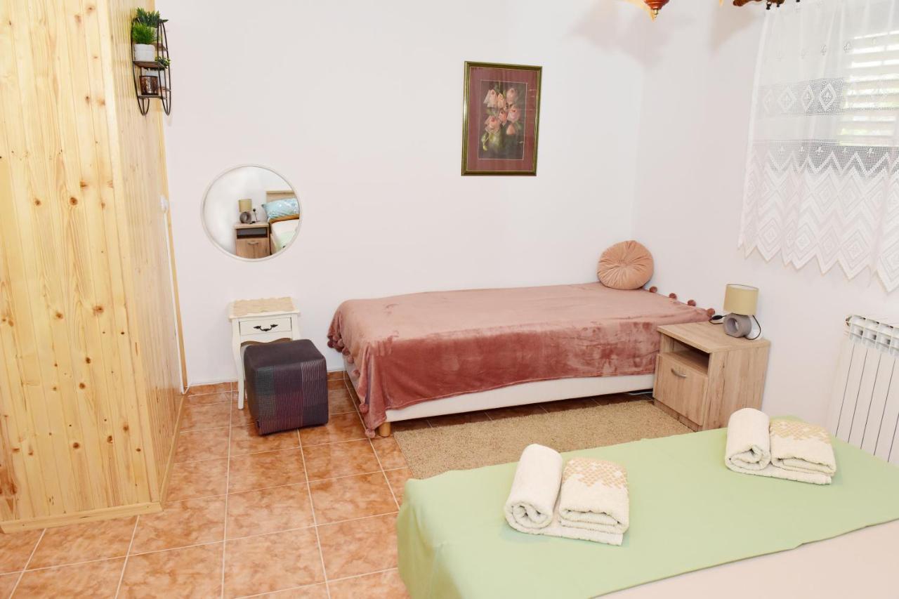 יוסיפדול Apartman Bingo מראה חיצוני תמונה