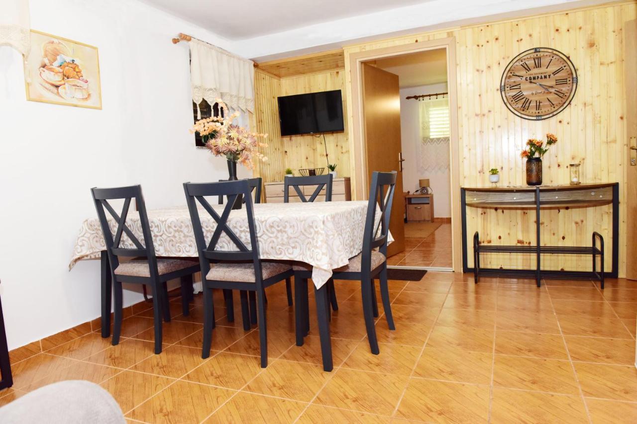 יוסיפדול Apartman Bingo מראה חיצוני תמונה